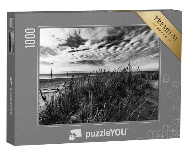 Puzzle 1000 Teile „Strand von Borkum, Deutschland, schwarz-weiß“