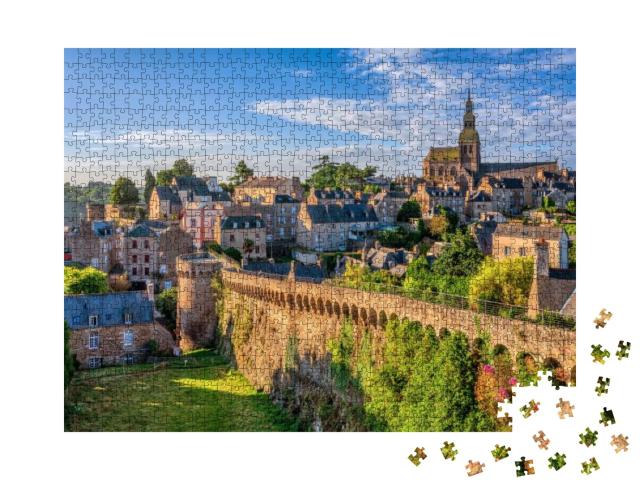 Puzzle 1000 Teile „Historische ummauerte Altstadt von Dinan, Bretagne, Frankreich“