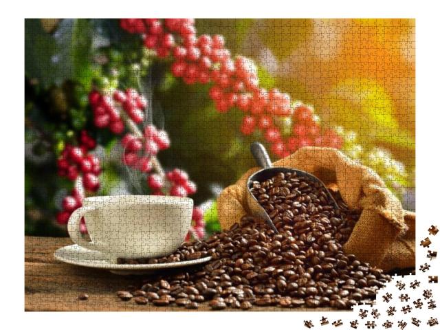 Puzzle 2000 Teile „Dampfende Tasse Kaffee mit Kaffeebohnen “