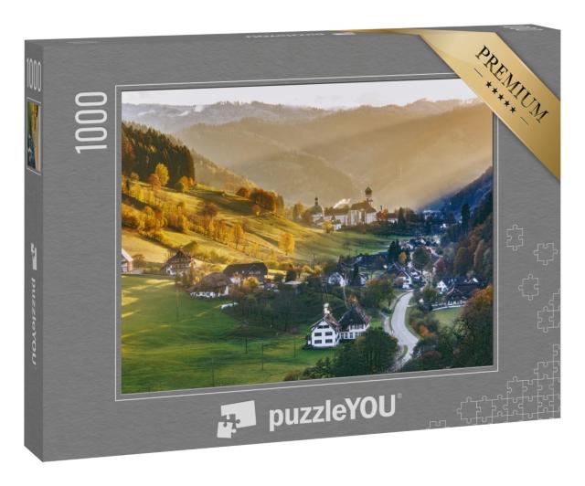 Puzzle 1000 Teile „Traditionelle Häuser: Panorma vom Münstertal im Schwarzwald, Deutschland“