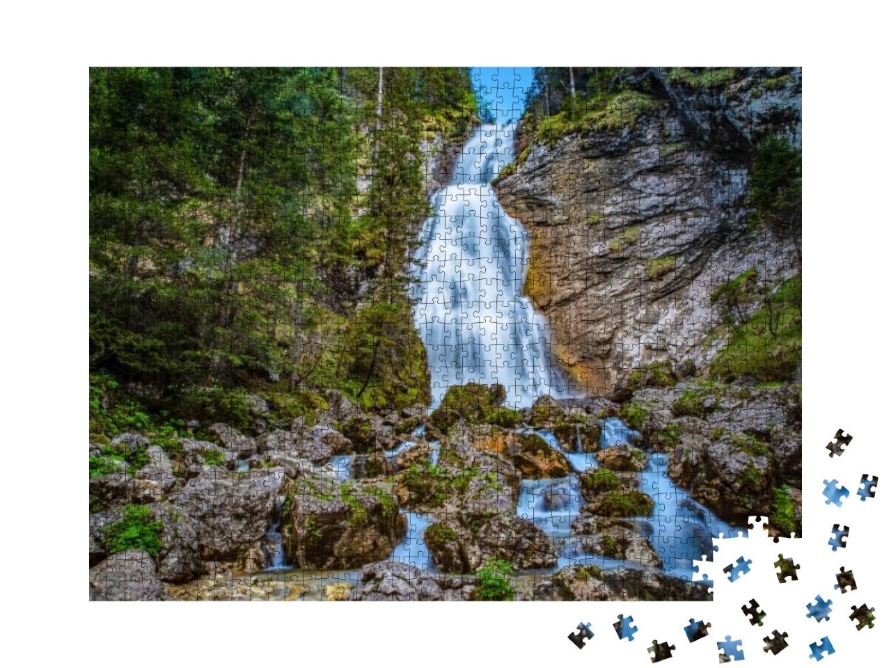 Puzzle 1000 Teile „Wasserfall bei Kenzenhütte, Ammergauer Allgäuer Alpen“