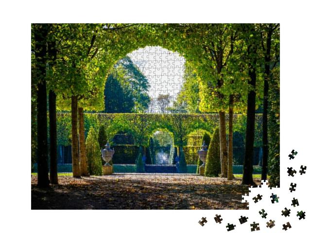 Puzzle 1000 Teile „Grüne Bäume im Schwetzinger Schlossgarten, Baden Württemberg“