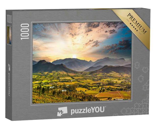 Puzzle 1000 Teile „Weinstadt Franschhoek bei Sonnenuntergang, Südafrika“