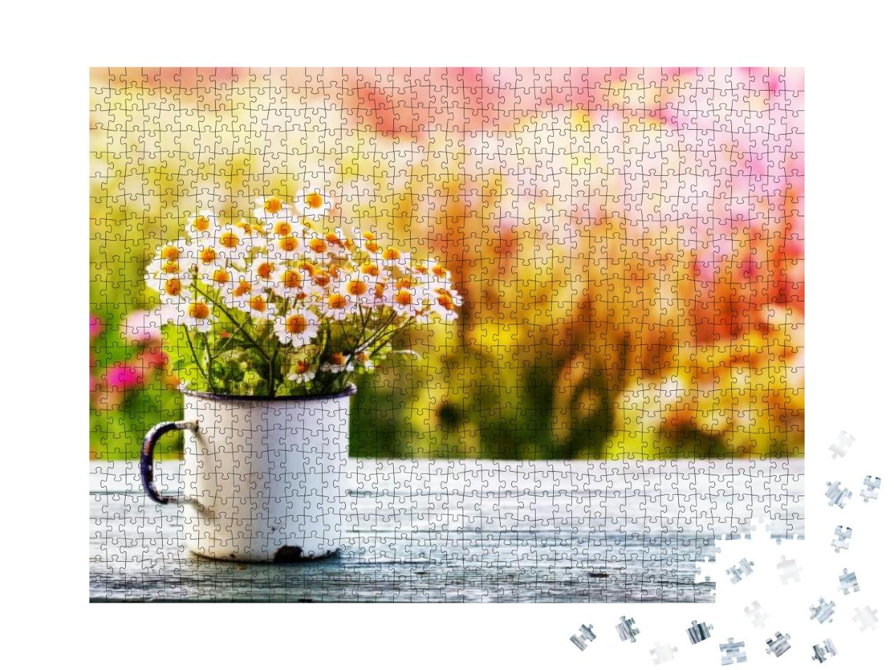 Puzzle 1000 Teile „Schöner Garten mit einem Arrangement von Gänseblümchen“