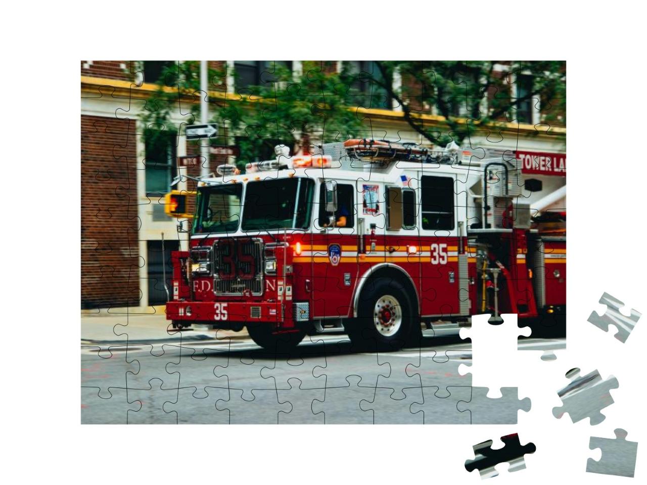 Puzzle 100 Teile „Feuerwehrauto in New York City“