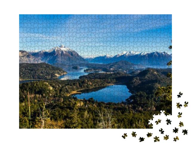 Puzzle 1000 Teile „Blick auf den See Nahuel Huapi bei Bariloche, Argentinien“