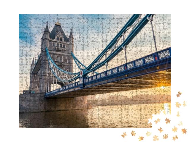 Puzzle 1000 Teile „Tower Bridge mit Sonnenfackel“