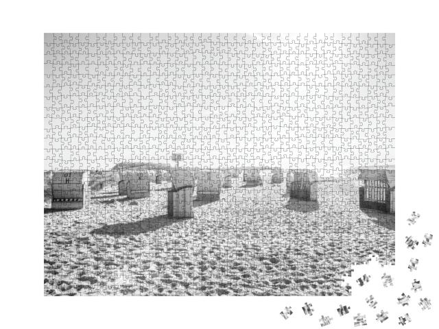 Puzzle 1000 Teile „Strandkörbe am Ostseestrand im Sonnenlicht“