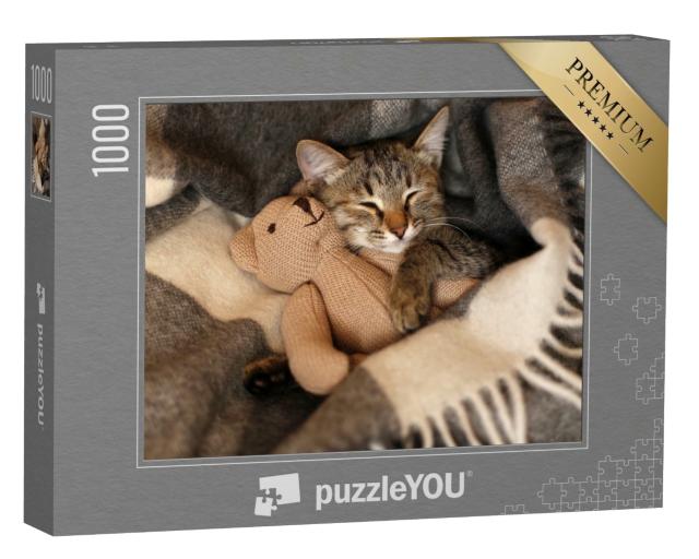 Puzzle 1000 Teile „Kleines Kätzchen mit seinem Lieblingsstofftier beim Mittagschlaf“