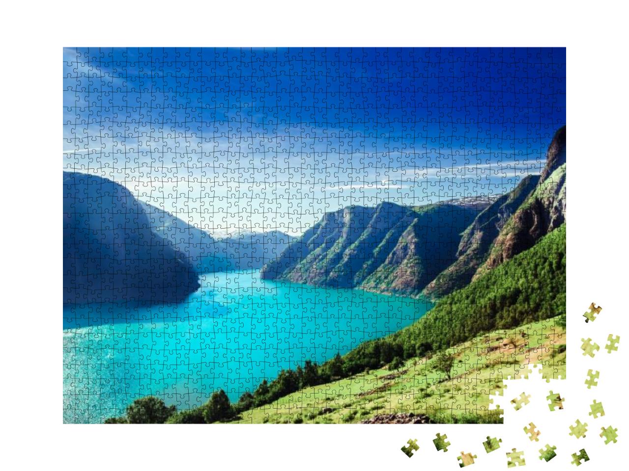 Puzzle 1000 Teile „Aurlandsfjord, Teil des Sognefjords“