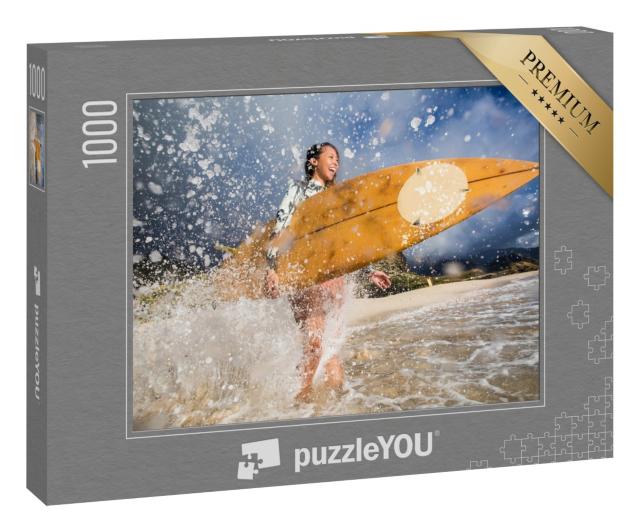 Puzzle 1000 Teile „Surfing: Mädchen am Strand“