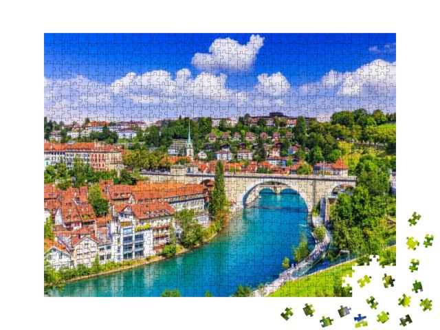 Puzzle 1000 Teile „Blick auf die Berner Altstadt und Nydeggbrücke über die Aare, Schweiz“