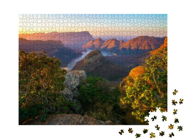 Puzzle 1000 Teile „Sonnenuntergang am Rondavels mit Fluss Blyde, Südafrika“