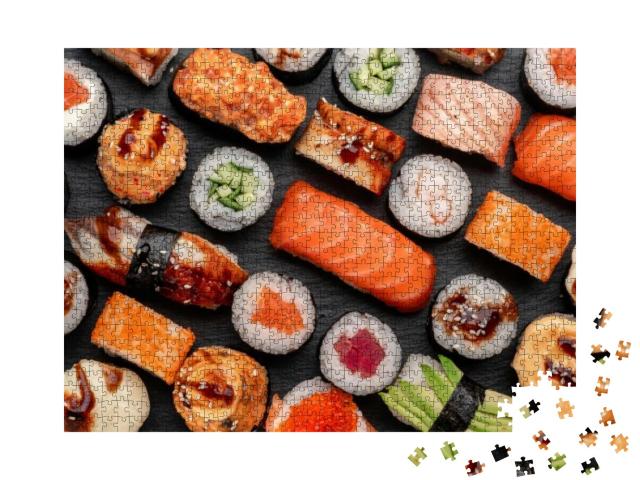 Puzzle 1000 Teile „Sushi Nigiri und Maki auf Schieferplatten“