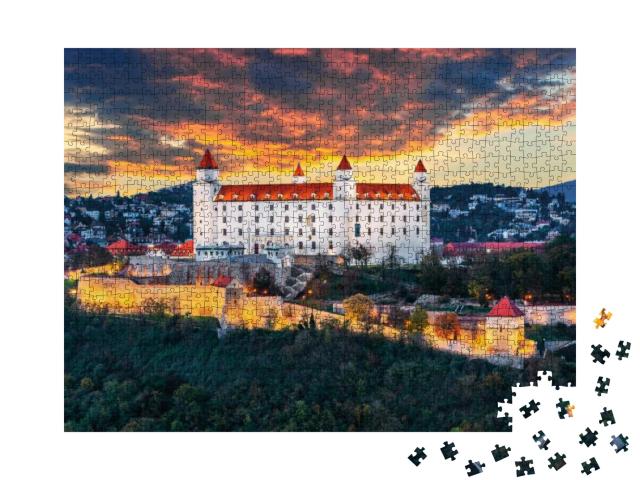 Puzzle 1000 Teile „Wunderschöner Abend über der Burg Bratislava, Slowakei“