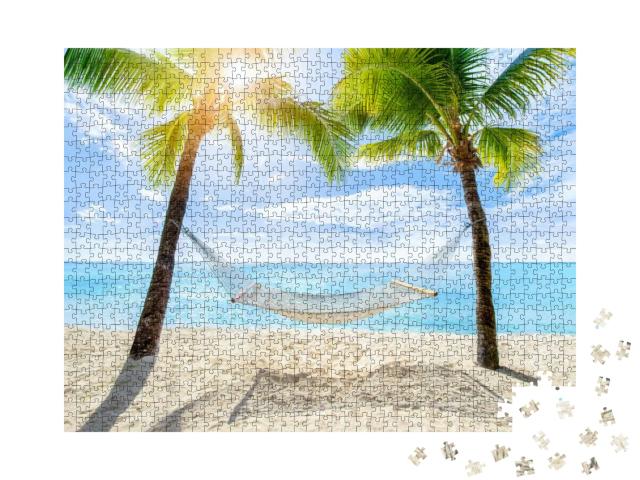 Puzzle 1000 Teile „Hängematte zwischen zwei Kokosnussbäumen auf einer tropischen Insel“