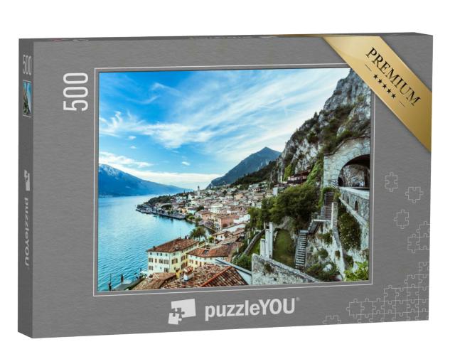 Puzzle 500 Teile „Wunderschönes Panorama von Limone sul Garda am Gardasee“