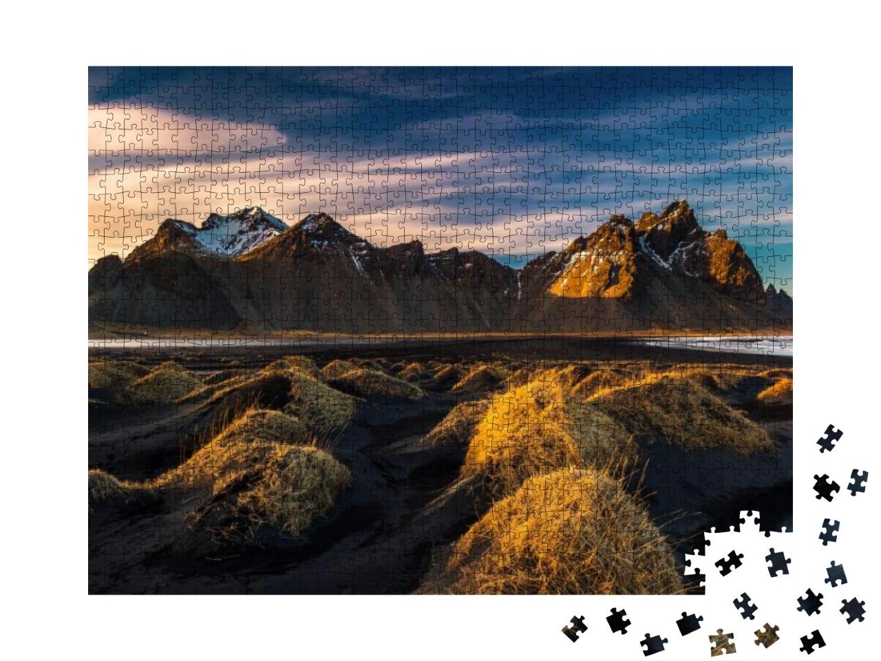 Puzzle 1000 Teile „Sonnenuntergang über den Bergen von Island“