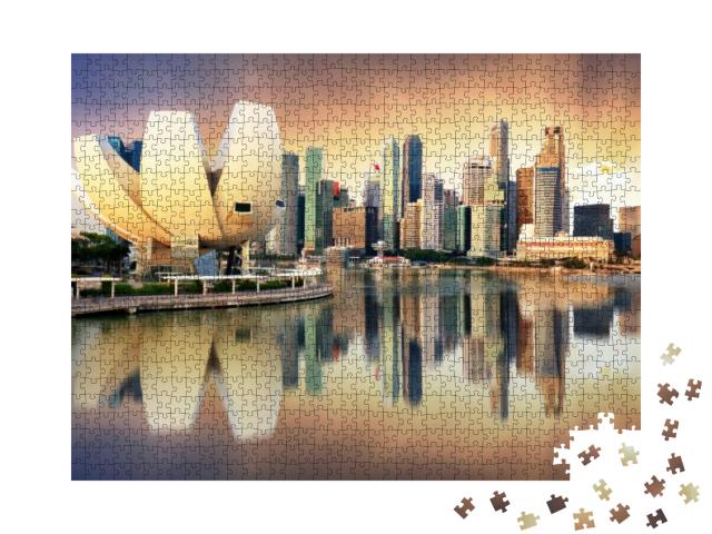 Puzzle 1000 Teile „Skyline von Singapur am Yachthafen im Licht des Abends“