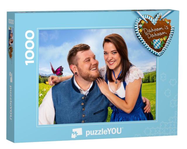Puzzle 1000 Teile „Dahoam is Dahoam: Kathi und Severin“