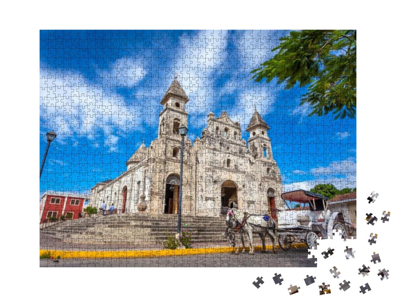 Puzzle 1000 Teile „ Guadalupe-Kirche in Granada, Nicaragua“