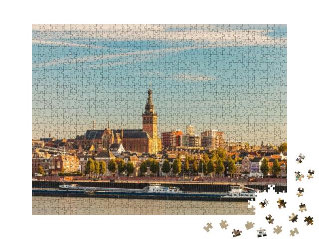 Puzzle 1000 Teile „Die niederländische Stadt Nijmegen am Fluss Waal“
