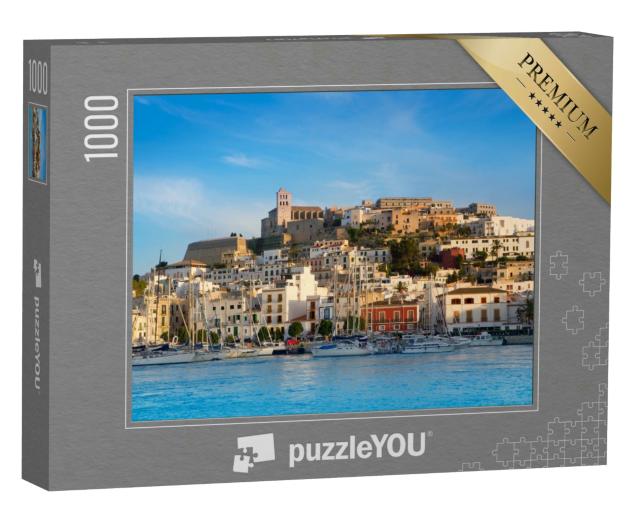 Puzzle 1000 Teile „Ibiza: Stadt mit blauem Mittelmeer, Spanien“