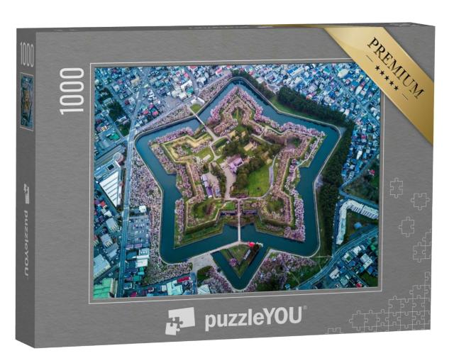 Puzzle 1000 Teile „Kirschblüte am sternförmigen Fort Goryokaku, Hokkaido, Japan“