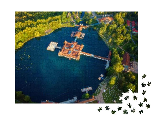 Puzzle 1000 Teile „Luftaufnahme des berühmten Heviz-Sees in Ungarn“