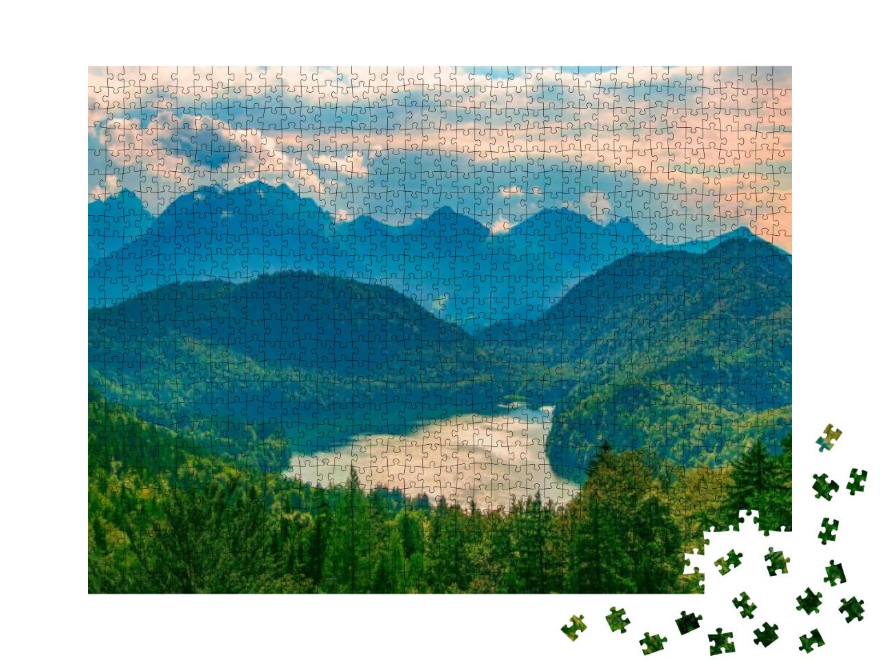 Puzzle 1000 Teile „Malerischer Blick aus der Luft auf den Alpsee“