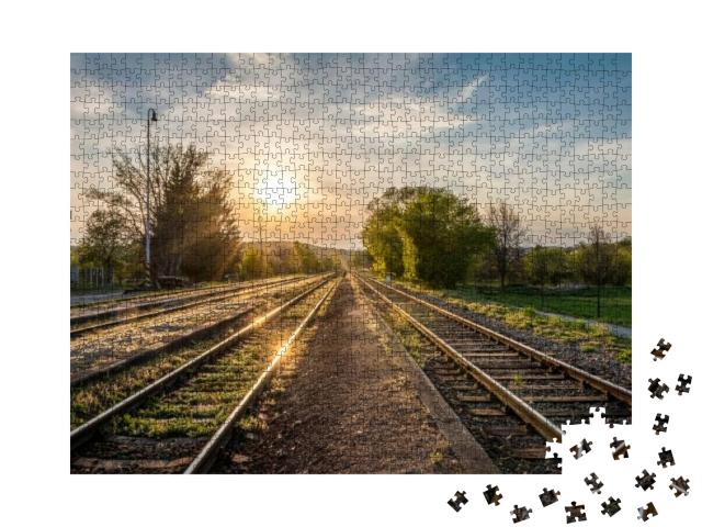 Puzzle 1000 Teile „Frühlings-Sonnenuntergang auf Bahngleisen, Tschechische Republik, Europa“