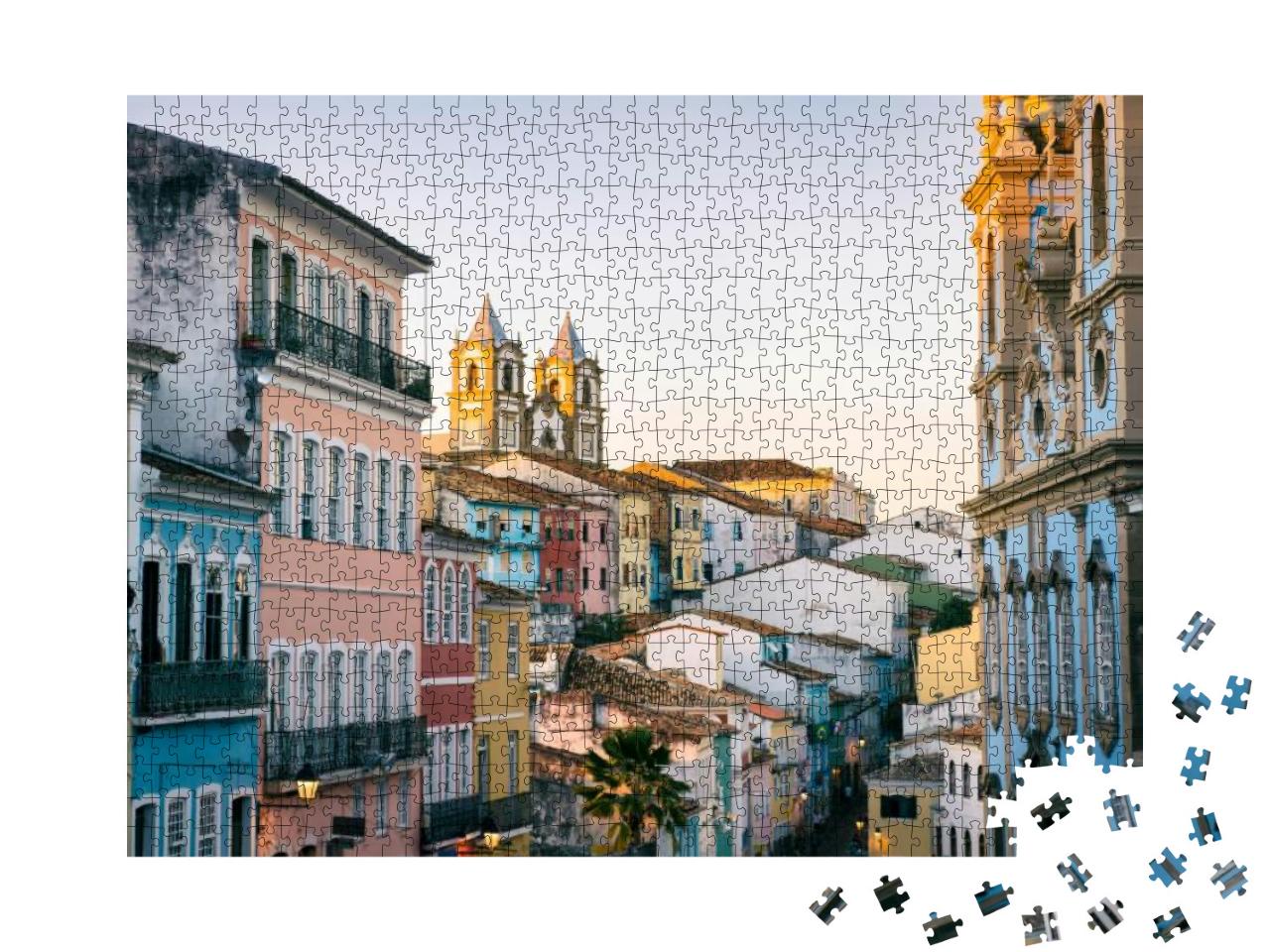 Puzzle 1000 Teile „Abenddämmerung über einem Platz in Pelourinho, in Salvador, Brasilien“