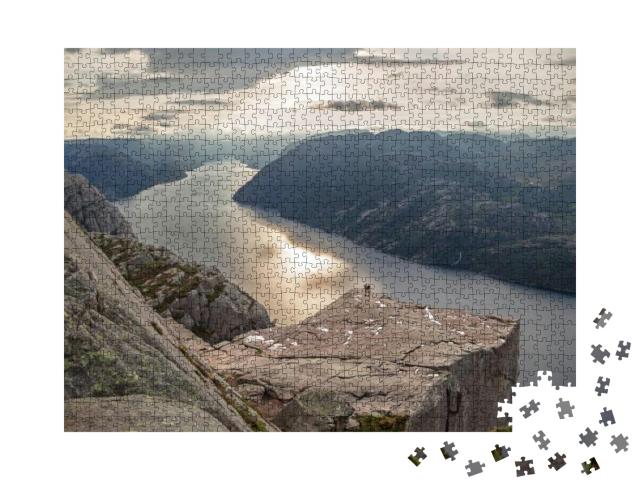 Puzzle 1000 Teile „Atemberaubende Aussicht vom Kanzelfelsen Preikestolen, Norwegen“