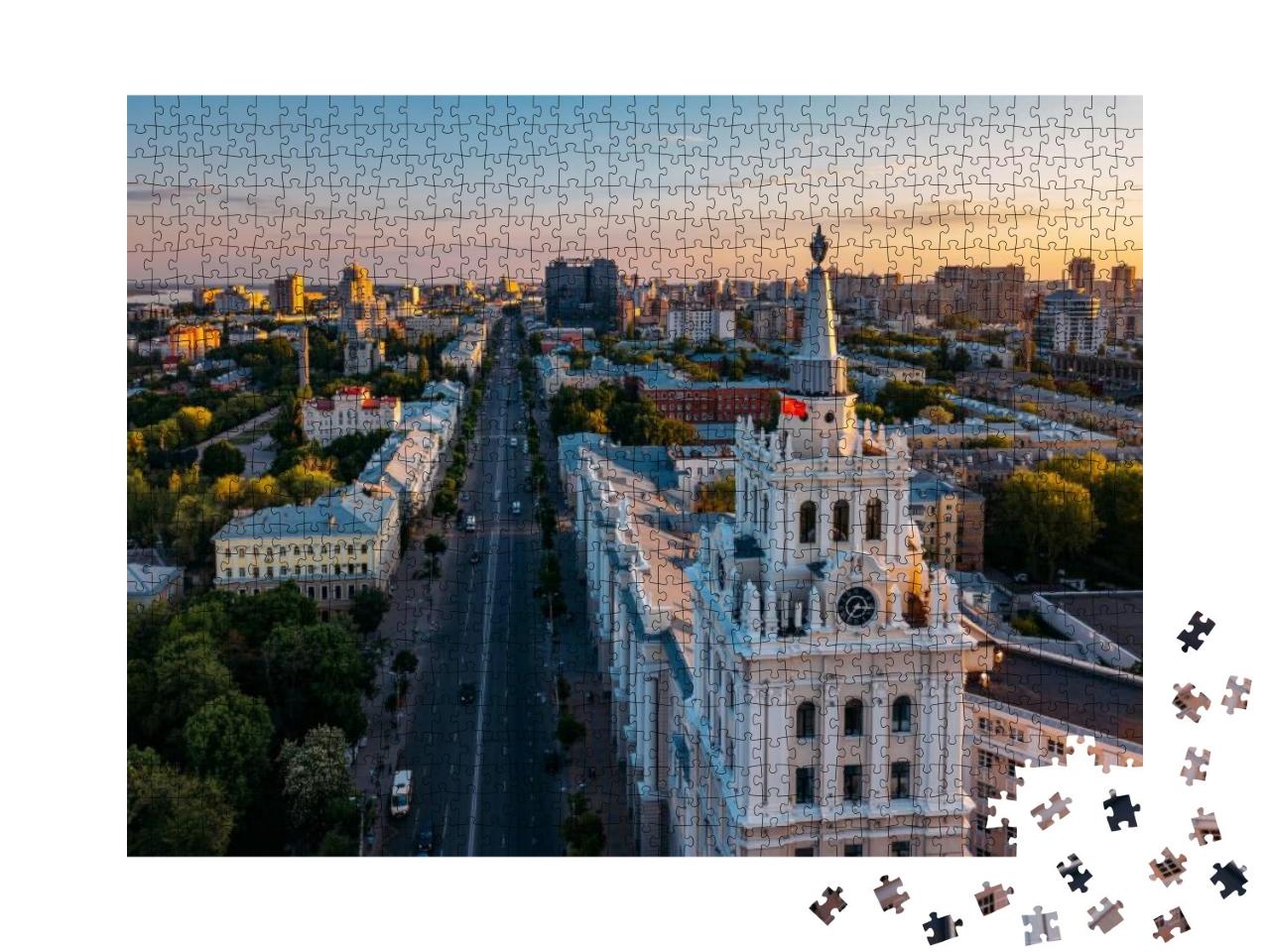 Puzzle 1000 Teile „Abend über Woronesch, Russland“